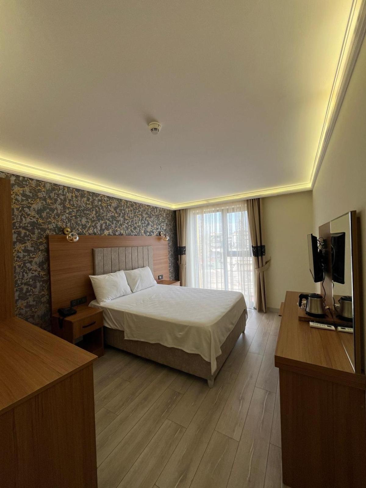 Golden Lux Hotel Antalya Exterior foto